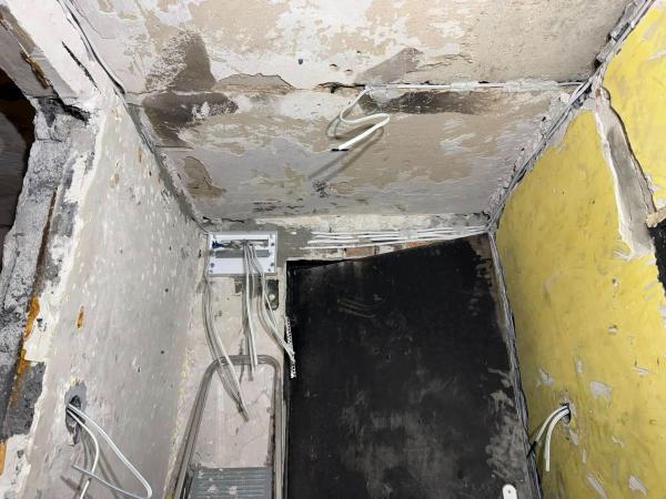 imgi14822197496167310413509221697253957959542533ne8b4342f0930090650